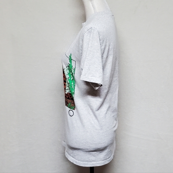 RARE Vintage Y2K The Last Guardian Trico Printed Graphic Tee Heather Grey Jerzee - Picture 6 of 11